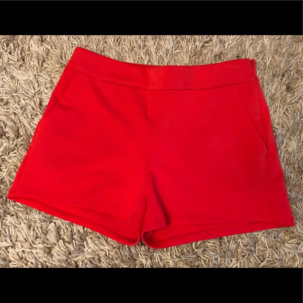 Express dress shorts, size 0